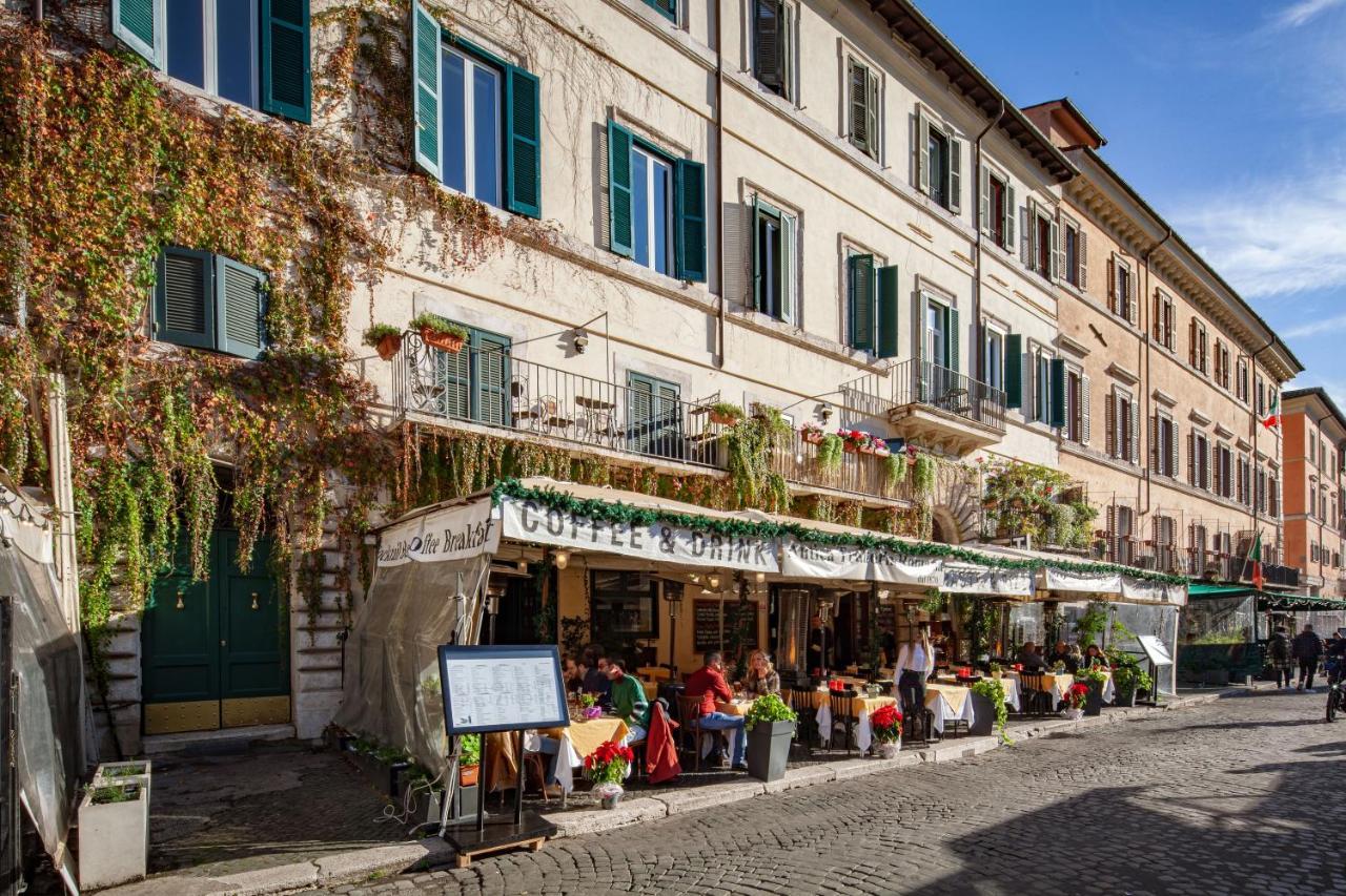 Отель Migliori Collection Piazza Navona Рим Экстерьер фото